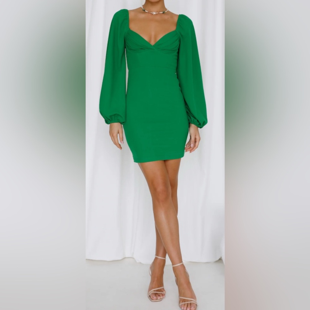 Hello Molly Green Long-Sleeve Deep V Sweetheart Neck Mini Dress - Size L (12)